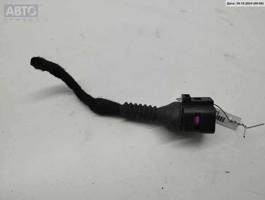Разъем AUX / USB к Audi A4 2003