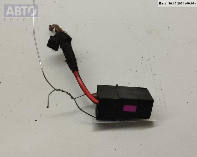 Разъем AUX / USB к Audi A6 2007
