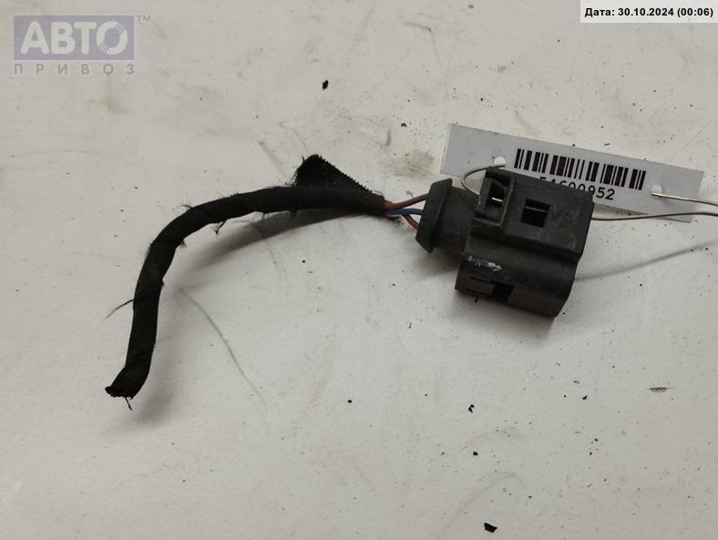 Разъем AUX / USB к Audi A4 2007
