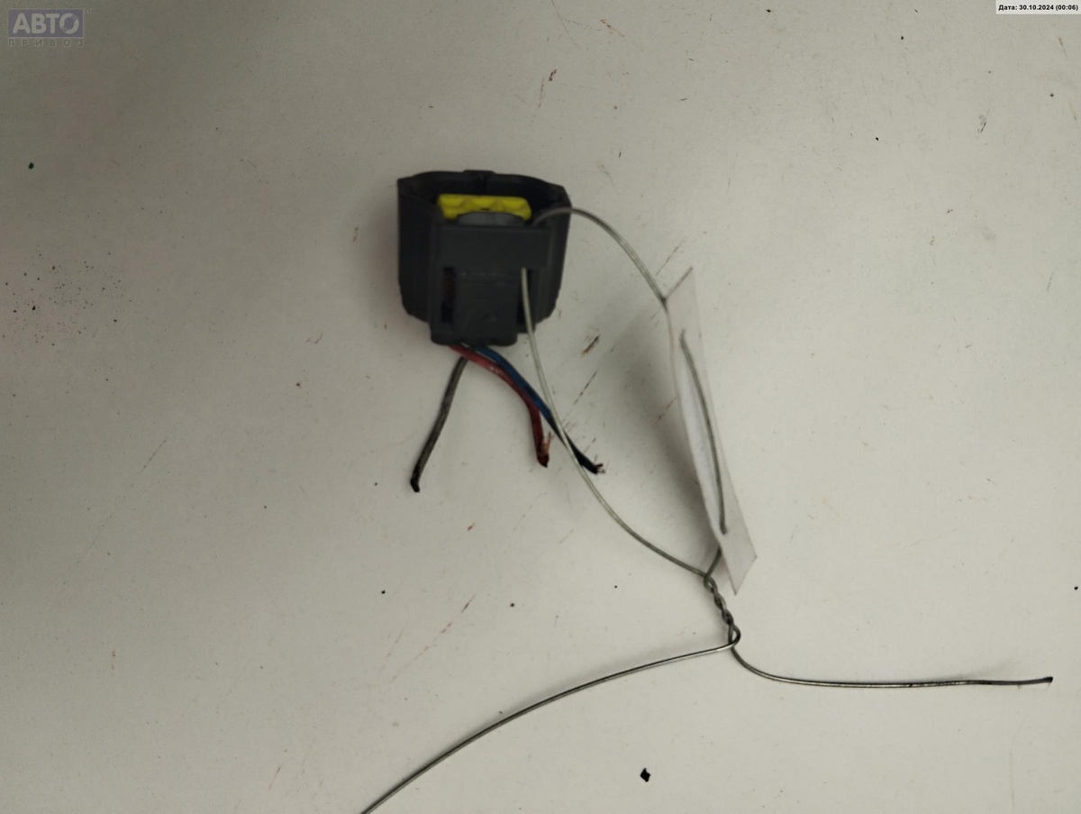 Разъем AUX / USB к Ford Focus 2004