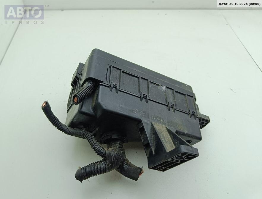 Короб предохранителей к Hyundai i10 2009