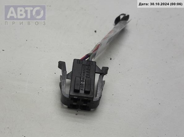 Разъем AUX / USB к Volkswagen Passat 2000