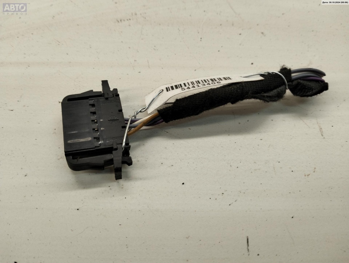 Разъем AUX / USB к Volkswagen Golf 1999