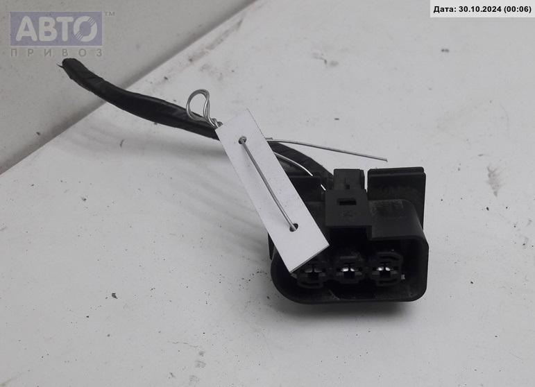 Разъем AUX / USB к Skoda Octavia 2000