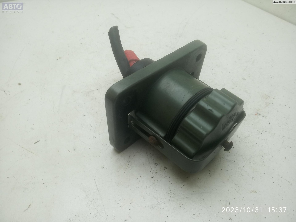 Разъем AUX / USB к Mercedes-Benz Sprinter 2013