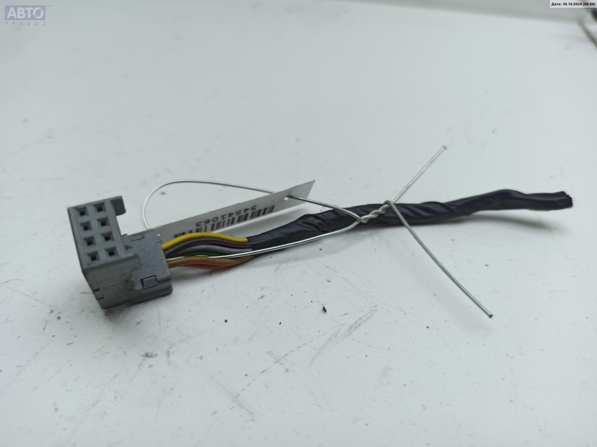 Разъем AUX / USB к Opel Zafira 2002
