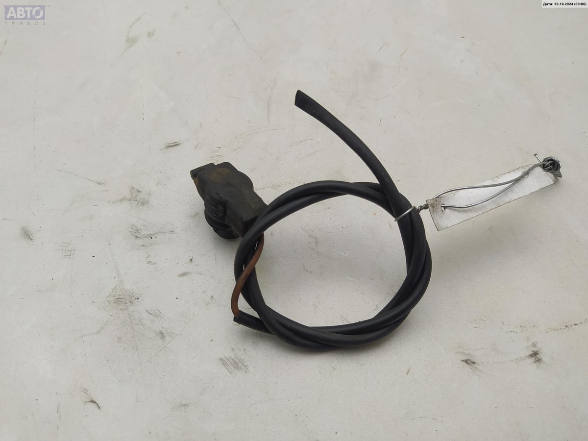 Разъем AUX / USB к Mercedes-Benz E-klasse 1985