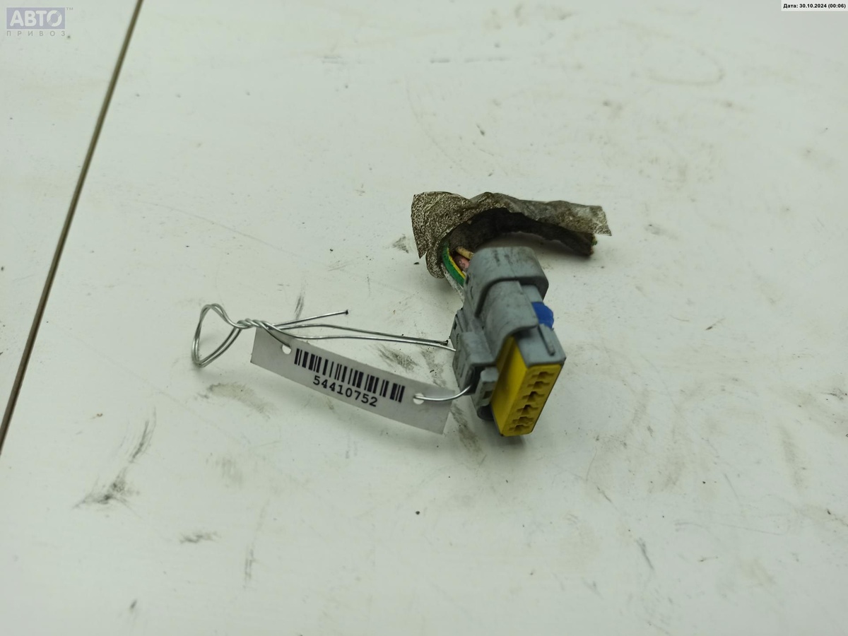 Разъем AUX / USB к Citroen Xsara Picasso 2002