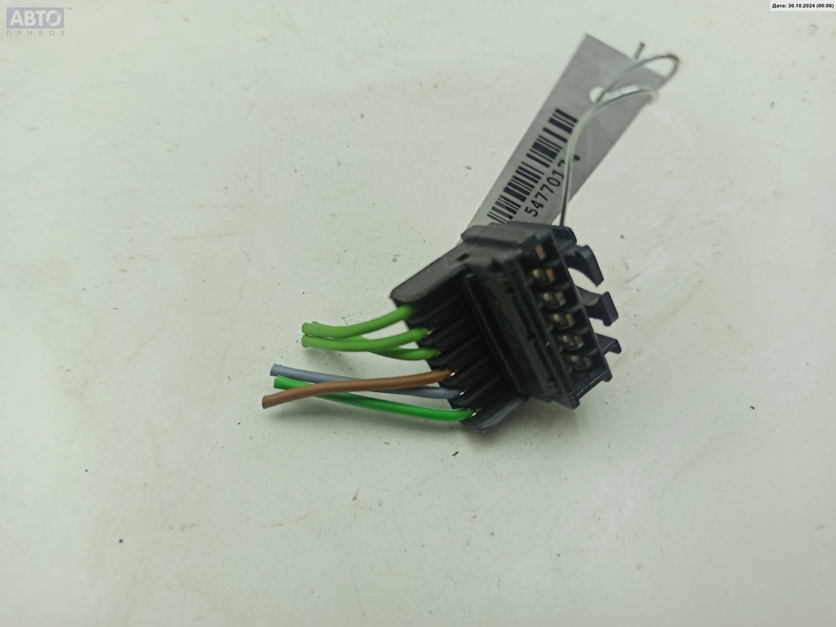 Разъем AUX / USB к Renault Laguna 2002
