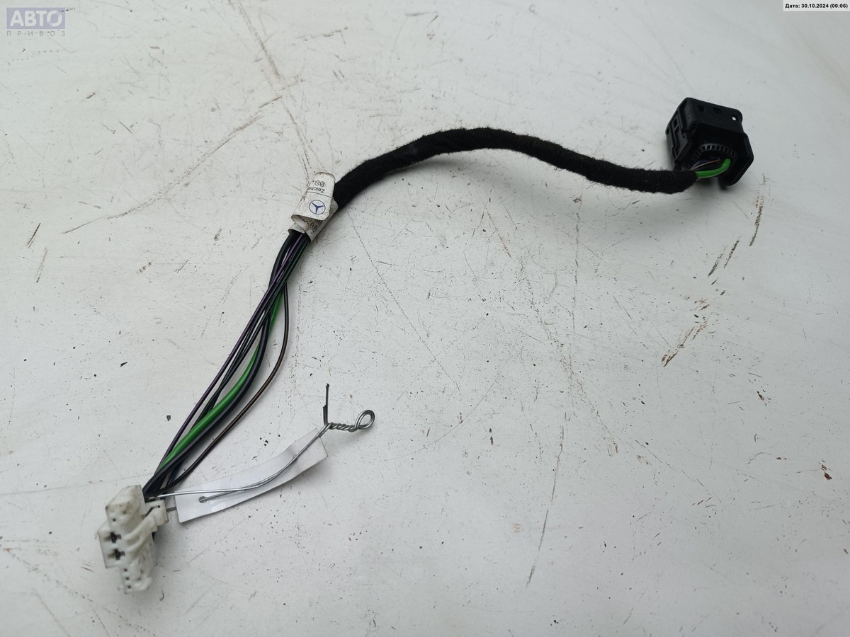 Разъем AUX / USB к Mercedes-Benz C-klasse 2003