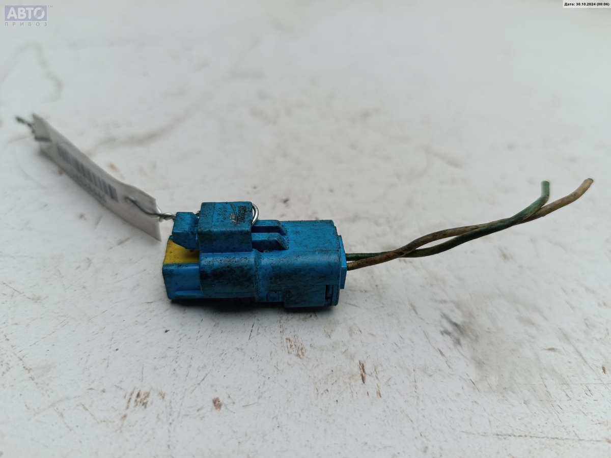 Разъем AUX / USB к Peugeot 807 2004