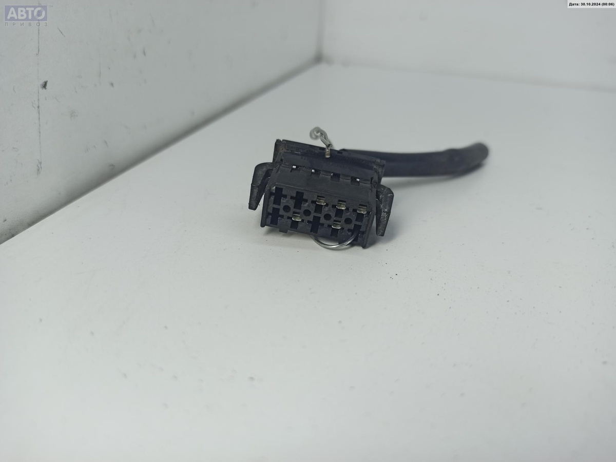 Разъем AUX / USB к Audi 100 1992