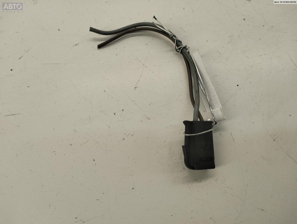 Разъем AUX / USB к Volkswagen Passat 1989