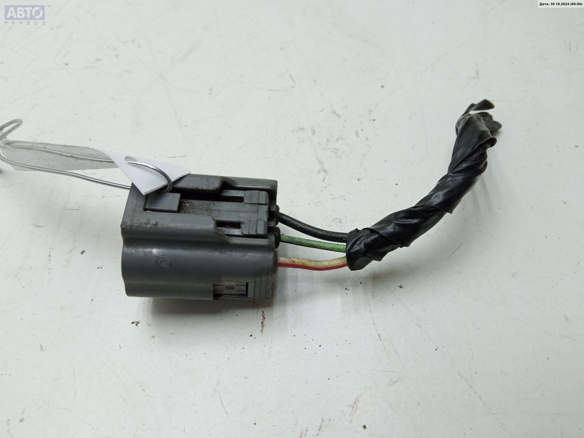 Разъем AUX / USB к Mazda 323 2003