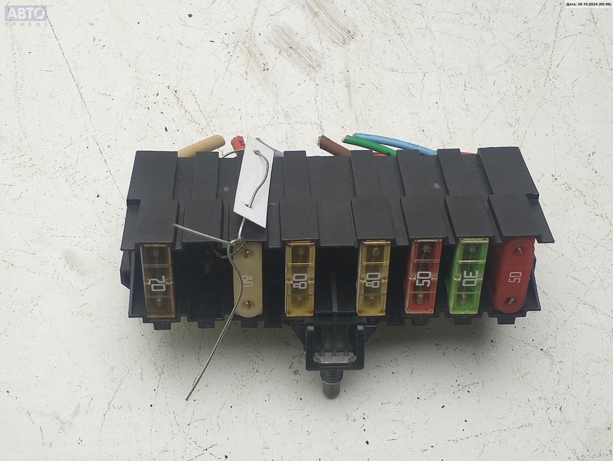 Короб предохранителей к Citroen C4 2008