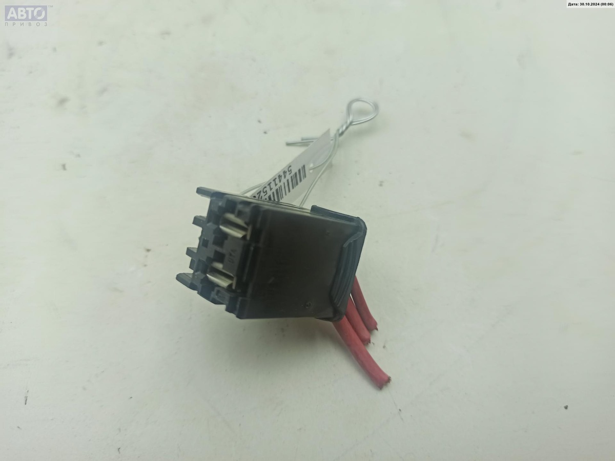 Разъем AUX / USB к Renault Espace 2004