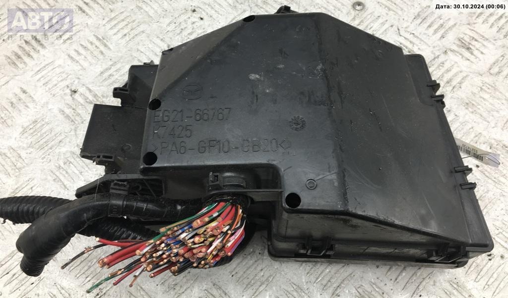 Короб предохранителей к Mazda CX-7 2010