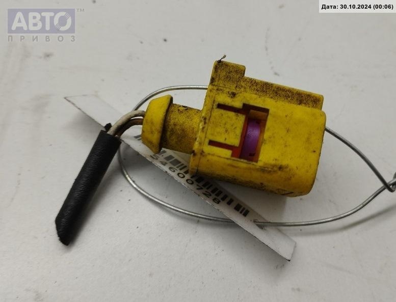 Разъем AUX / USB к Audi A4 2002