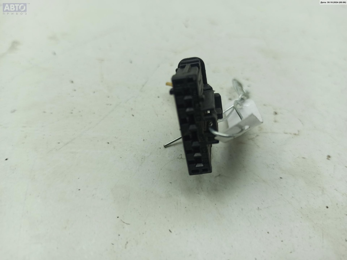 Разъем AUX / USB к Peugeot 206 2003