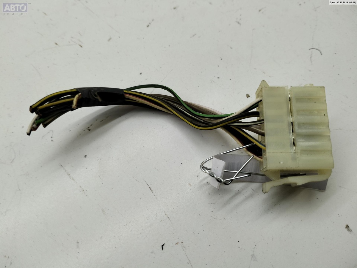 Разъем AUX / USB к Volkswagen Passat 1996