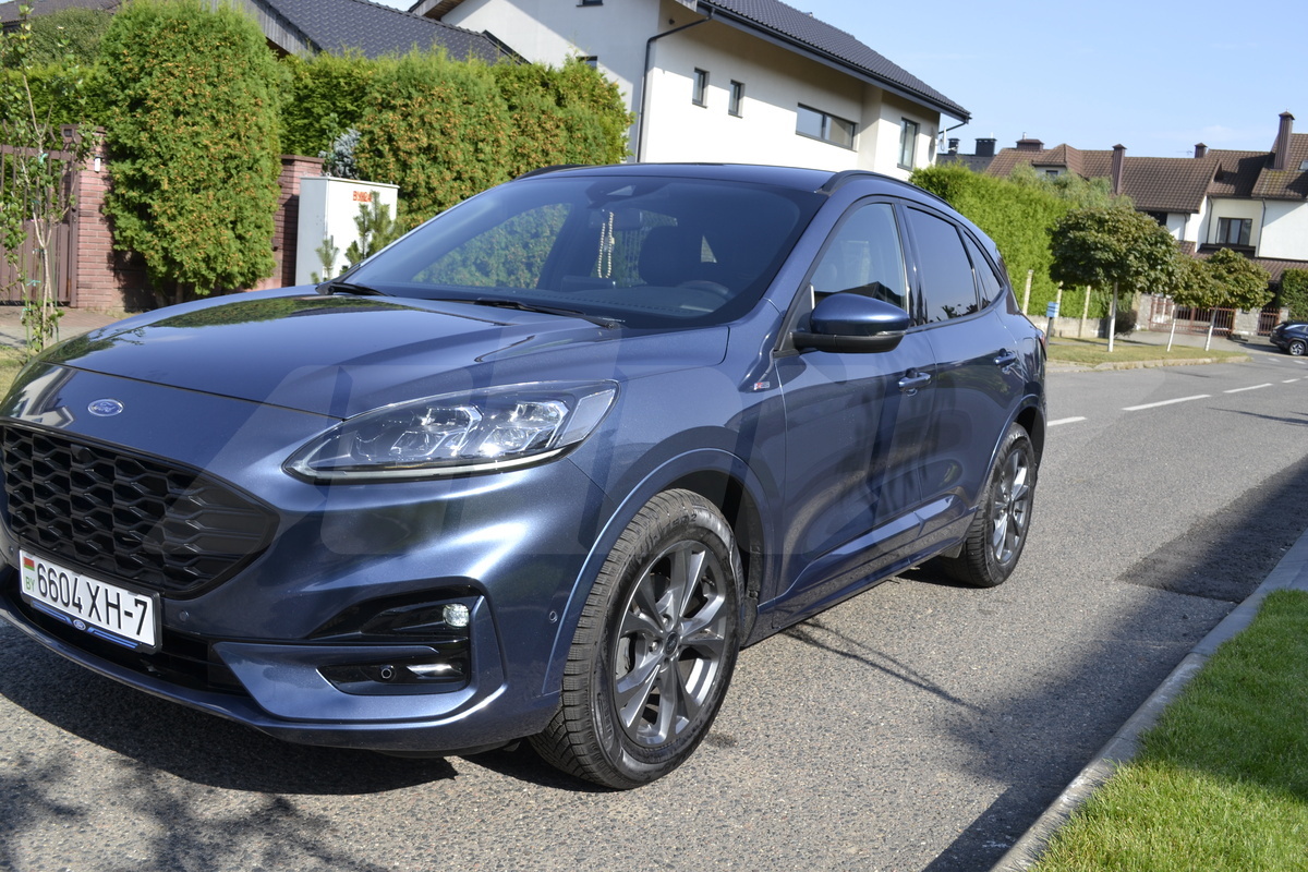 Ford Kuga III, 2021