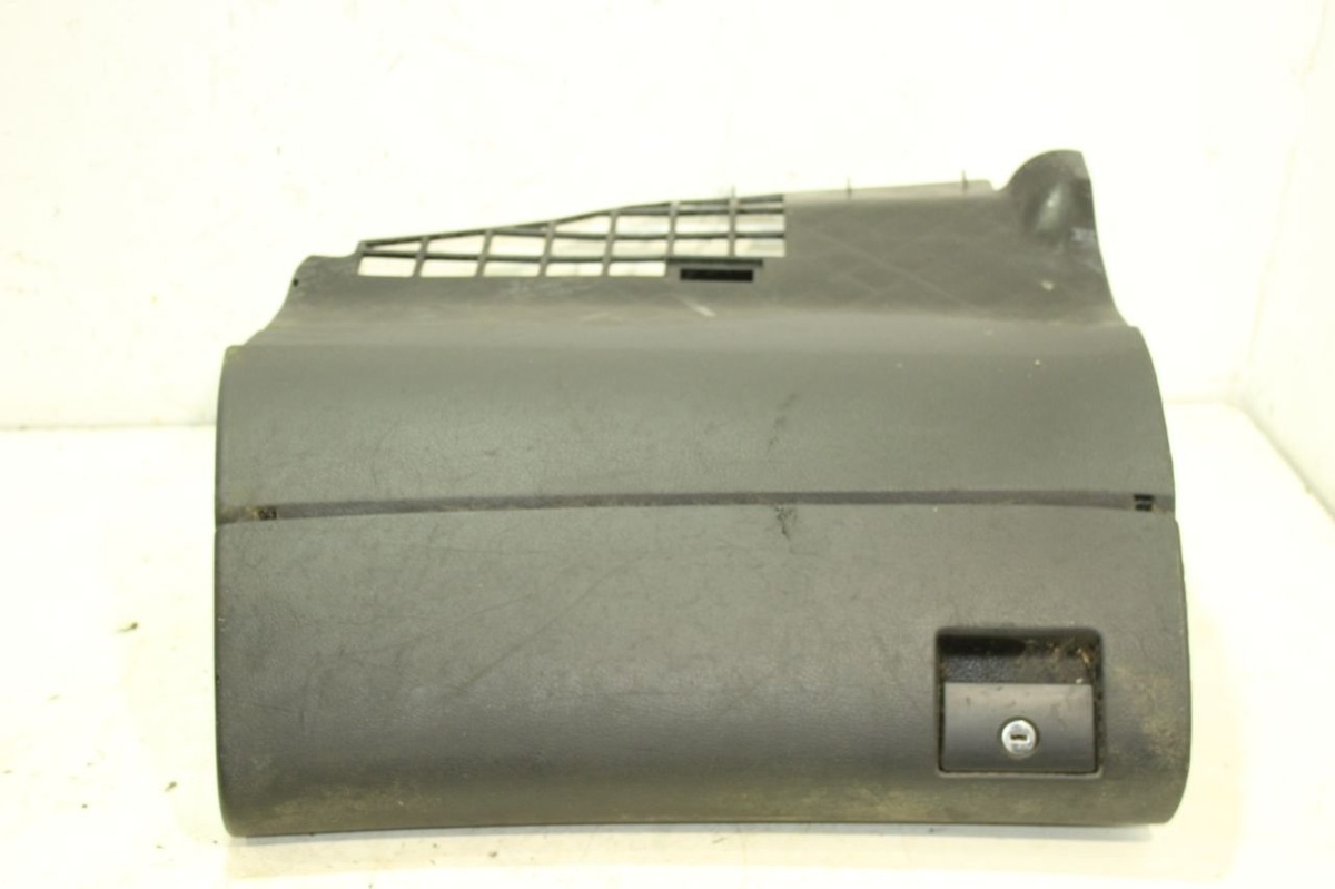 Бардачок к Audi A4 1998