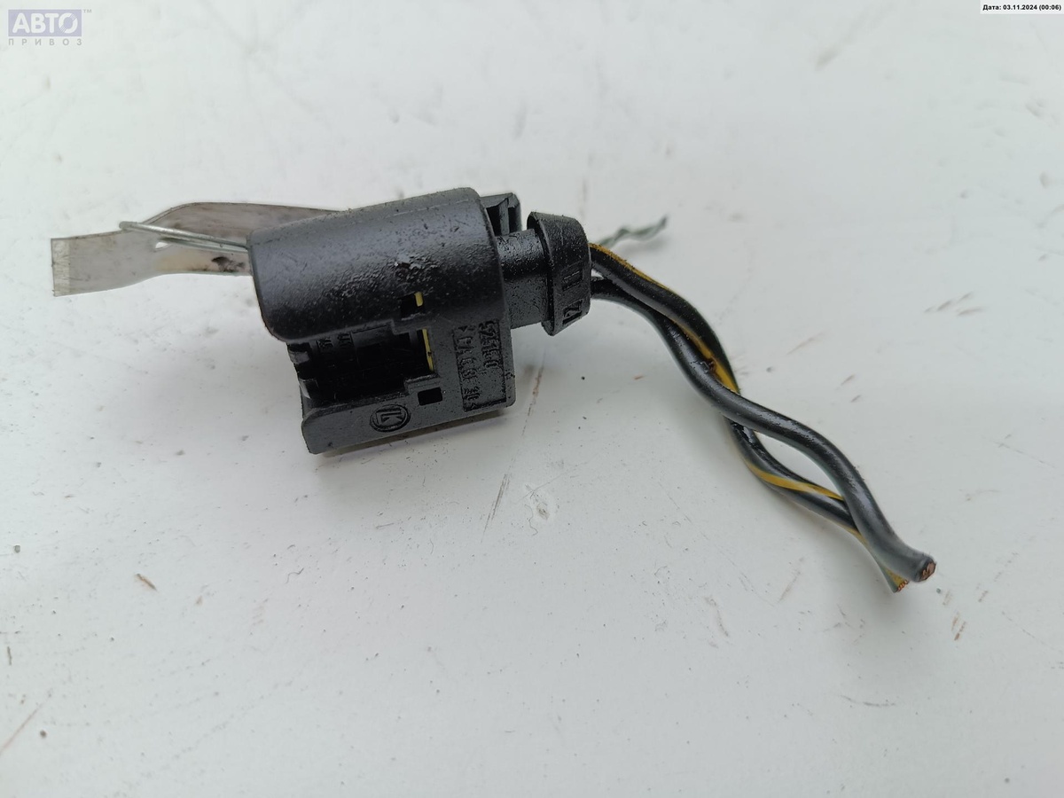 Разъем AUX / USB к Mercedes-Benz Vaneo 2003