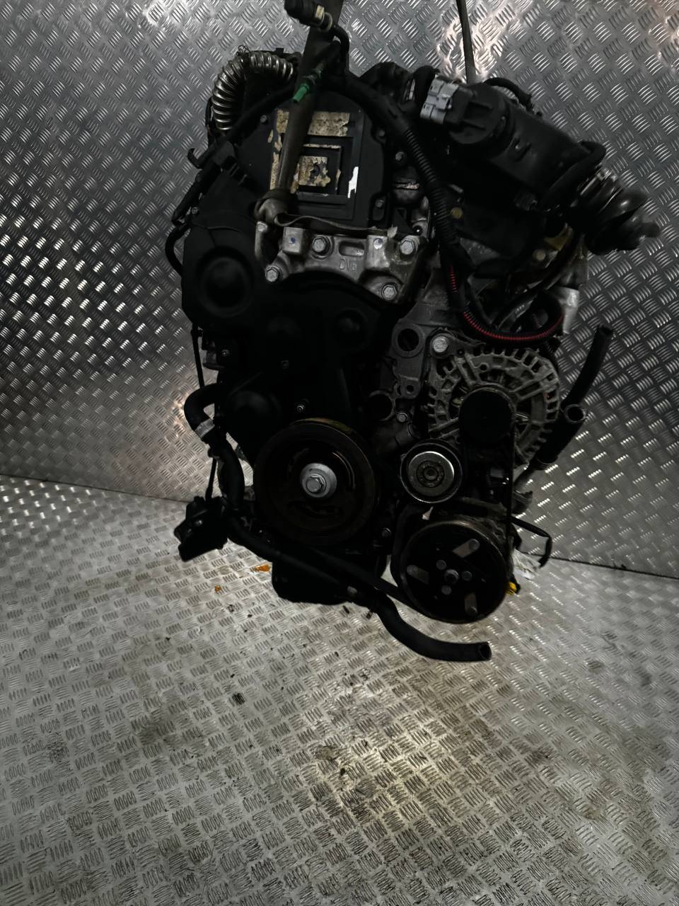 Двигатель к Peugeot 206 2005