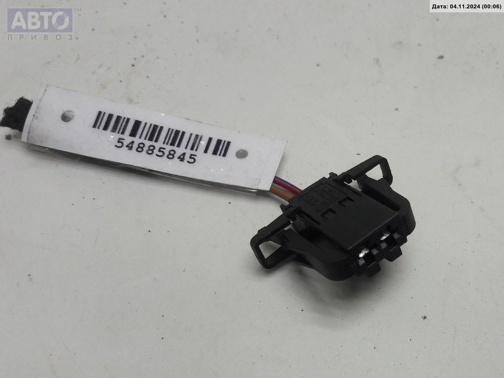 Разъем AUX / USB к Volkswagen Golf 1998