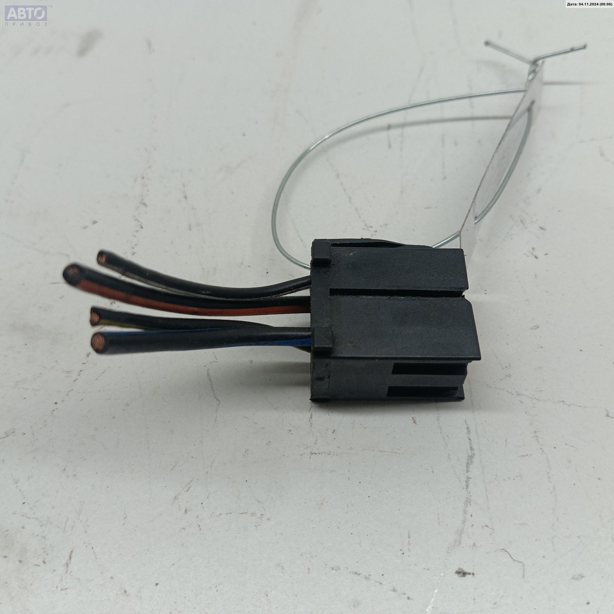 Разъем AUX / USB к Ford Focus 2004