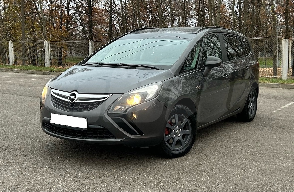 Opel Zafira C, 2012