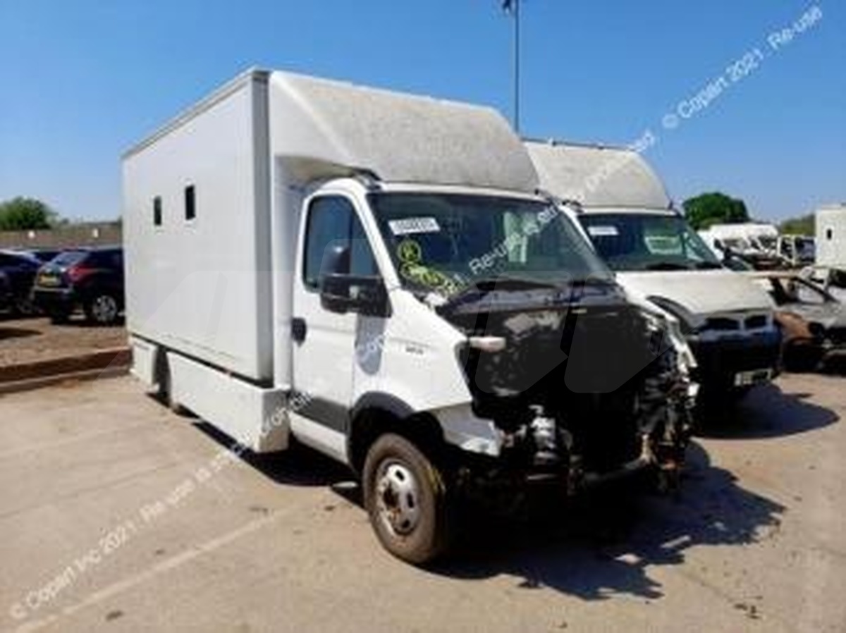 Авто на разбор Iveco Massif 2010