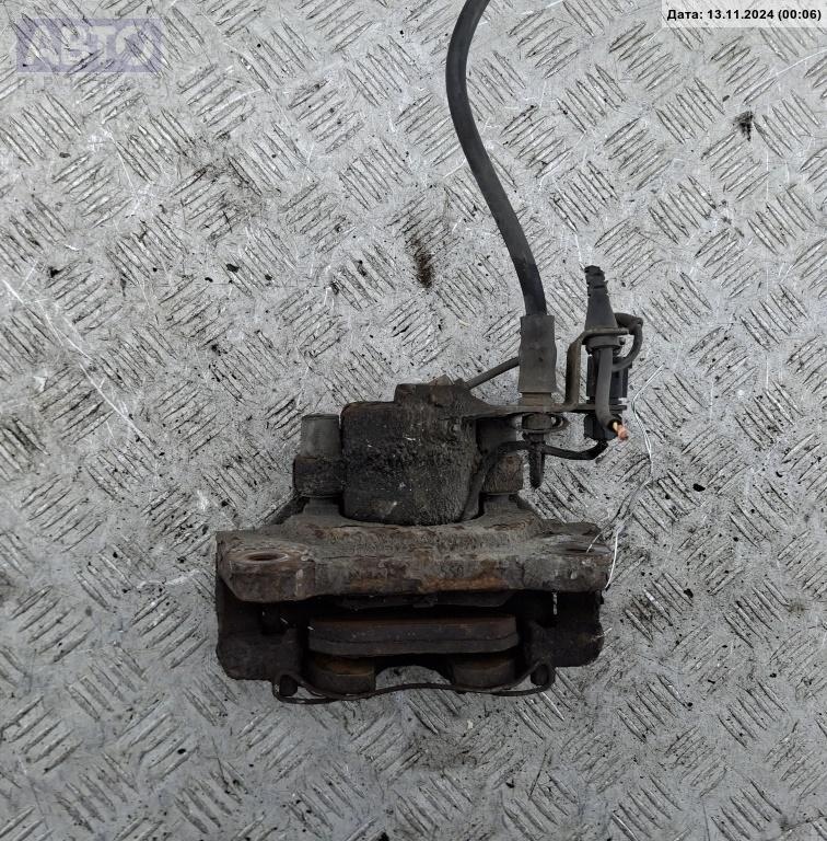 Суппорт к Audi A4 2004