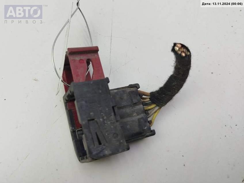 Разъем AUX / USB к Opel Corsa 2000