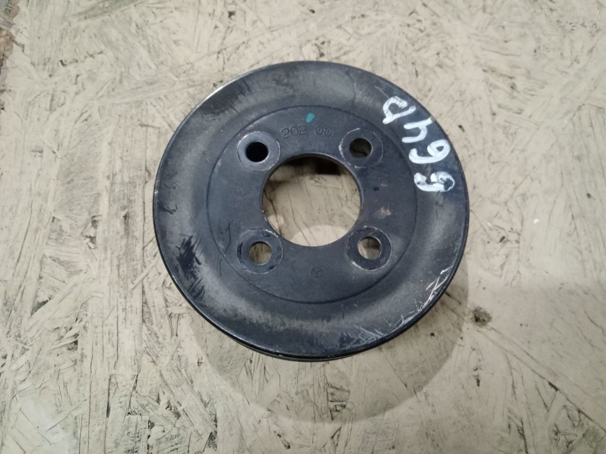 Шкив помпы к Mercedes-Benz Vaneo 2005