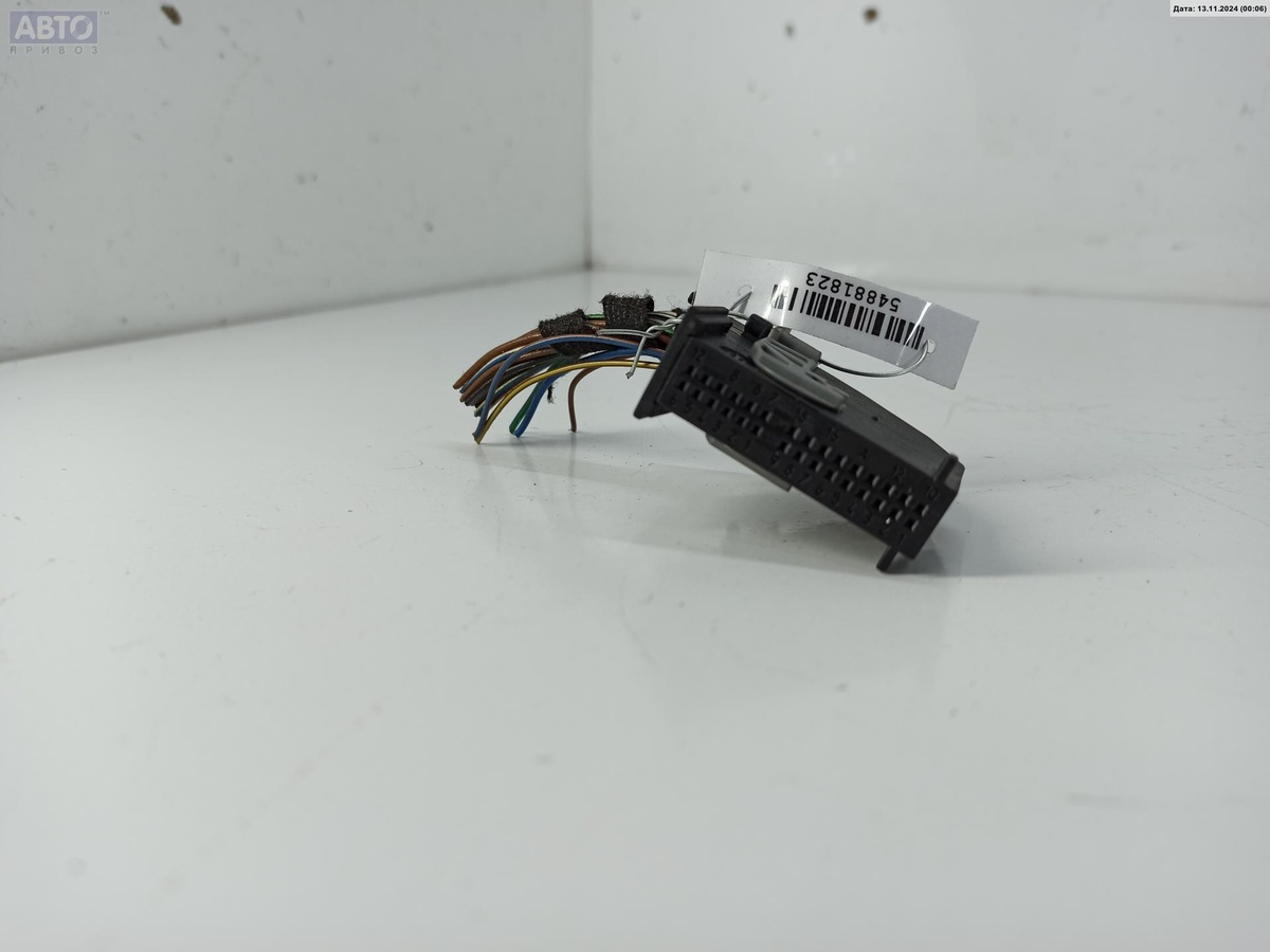 Разъем AUX / USB к Mercedes-Benz C-klasse 1999