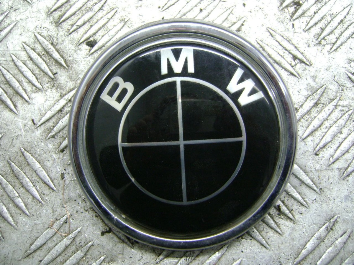 Эмблема к BMW X5 2007