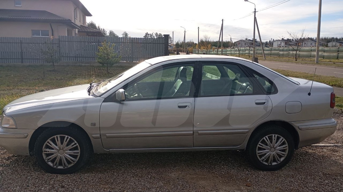 Volvo S40 I, 1998