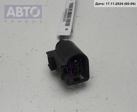 Разъем AUX / USB к Volkswagen Passat 2004