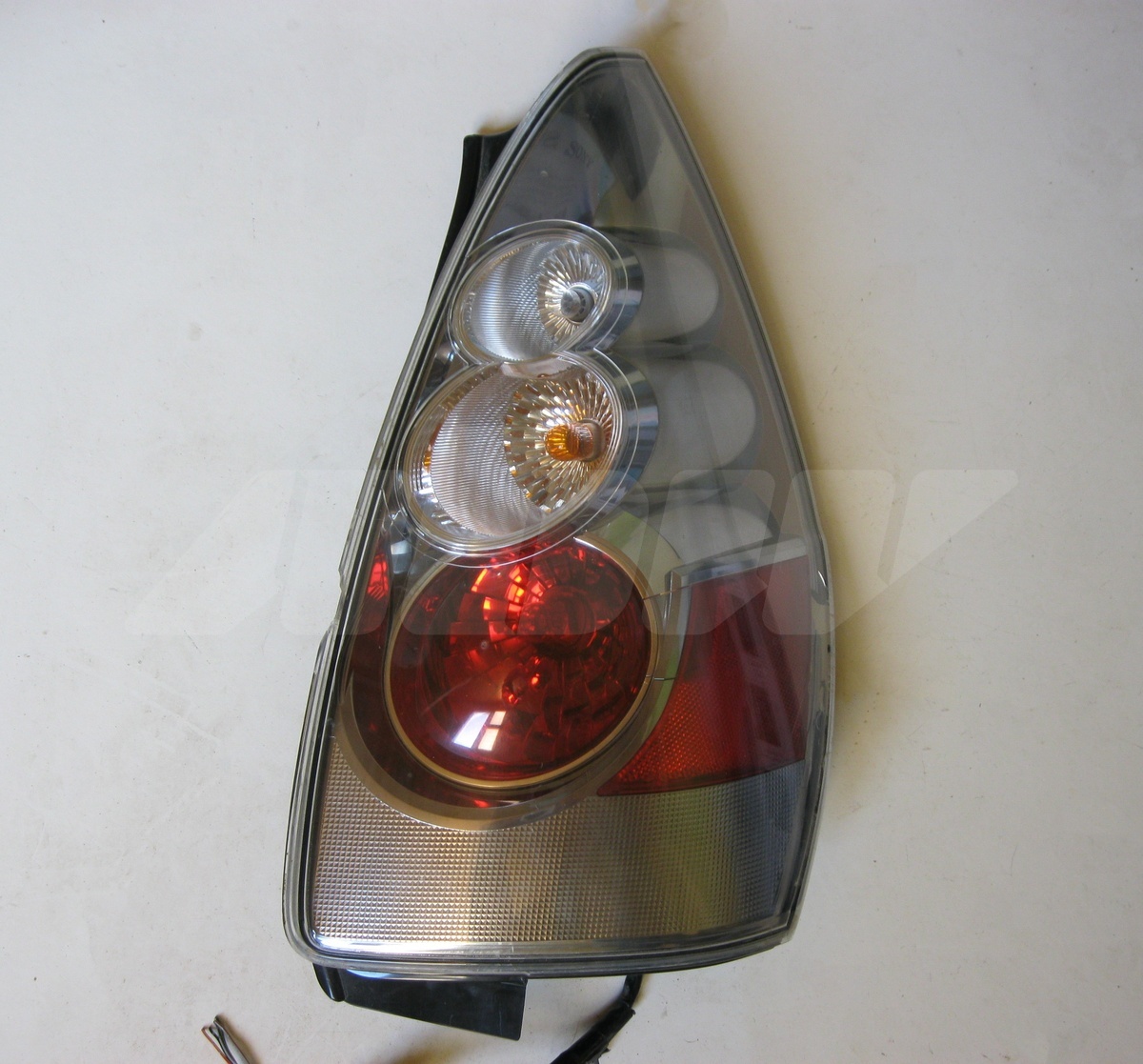 Фонарь задний правый к Mazda 5 2006