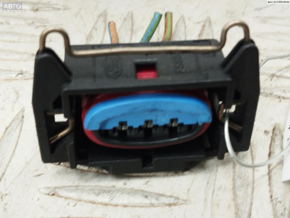 Разъем AUX / USB к Ford Mondeo 2001