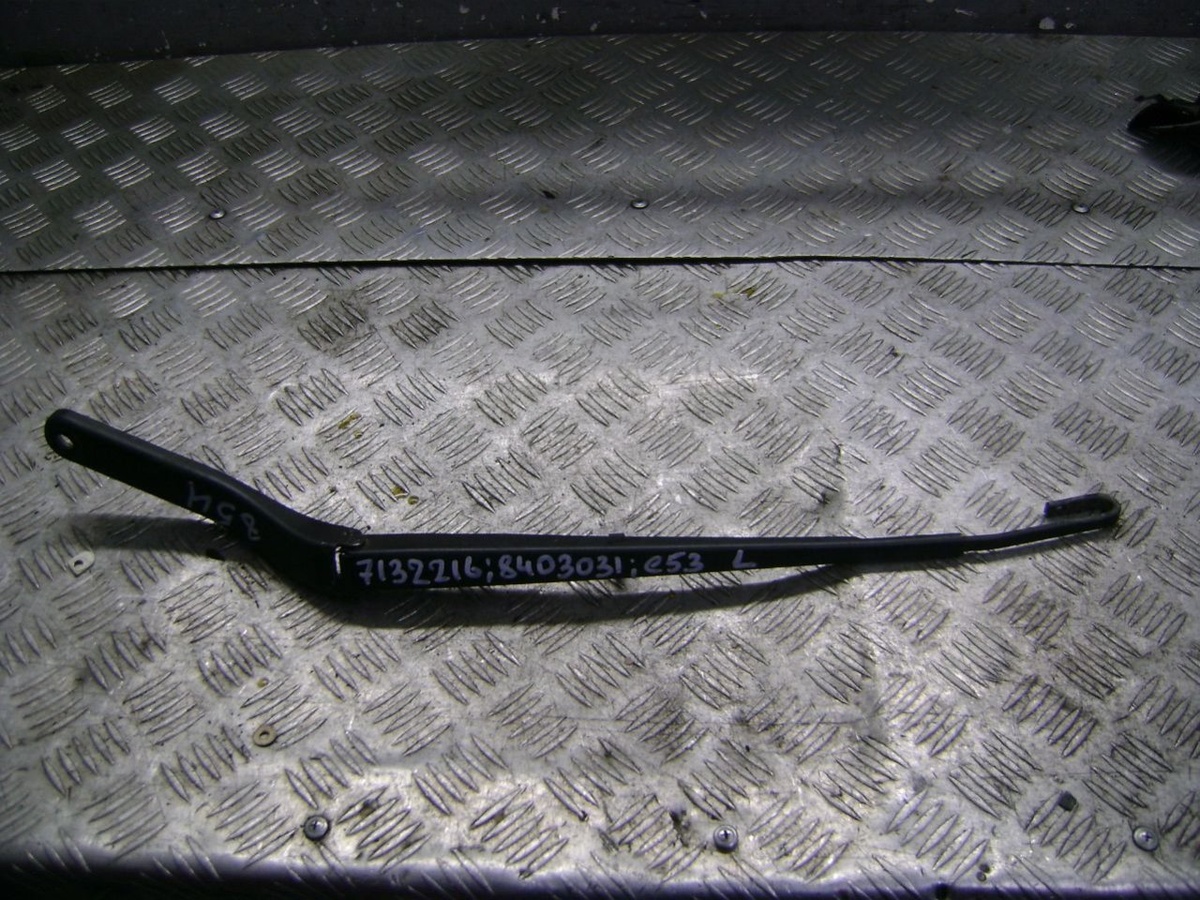 Щеткодержатель к BMW X5 2004
