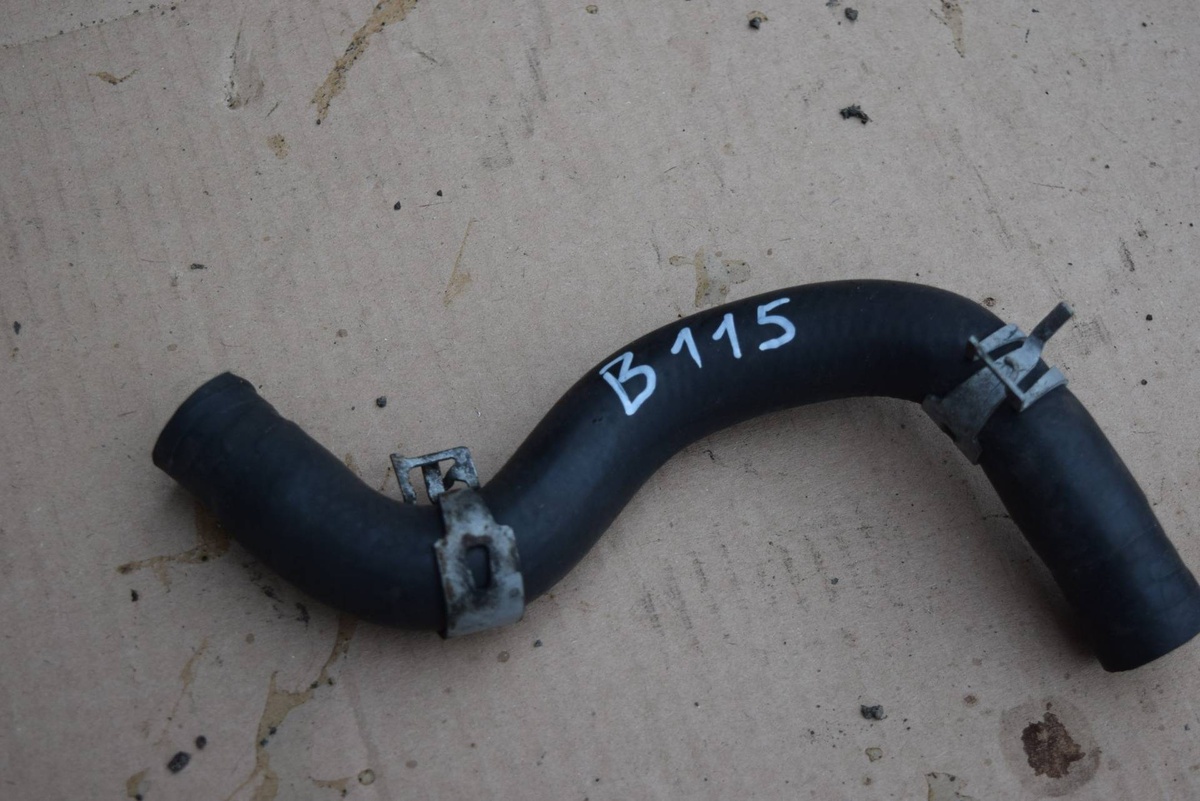 Патрубок к Toyota Yaris 2008