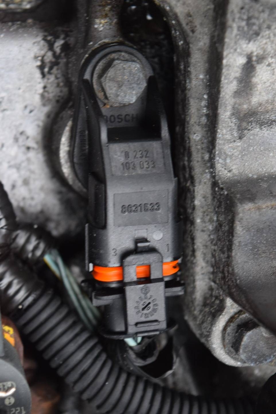 Датчик распредвала к Volvo XC90 2005