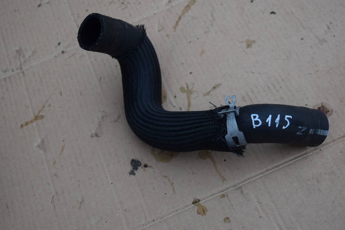 Патрубок к Toyota Yaris 2008
