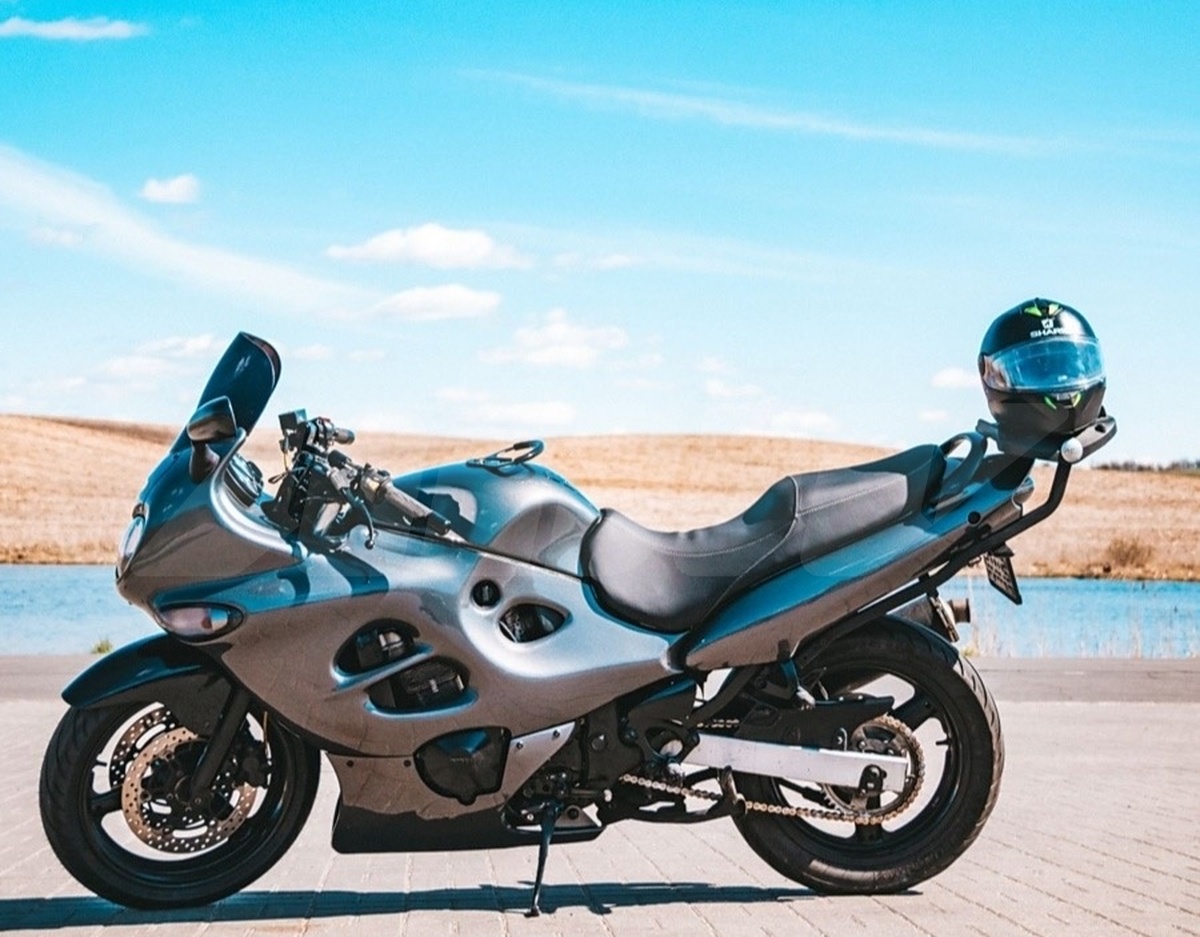 Suzuki GSX 750F Katana, 2005