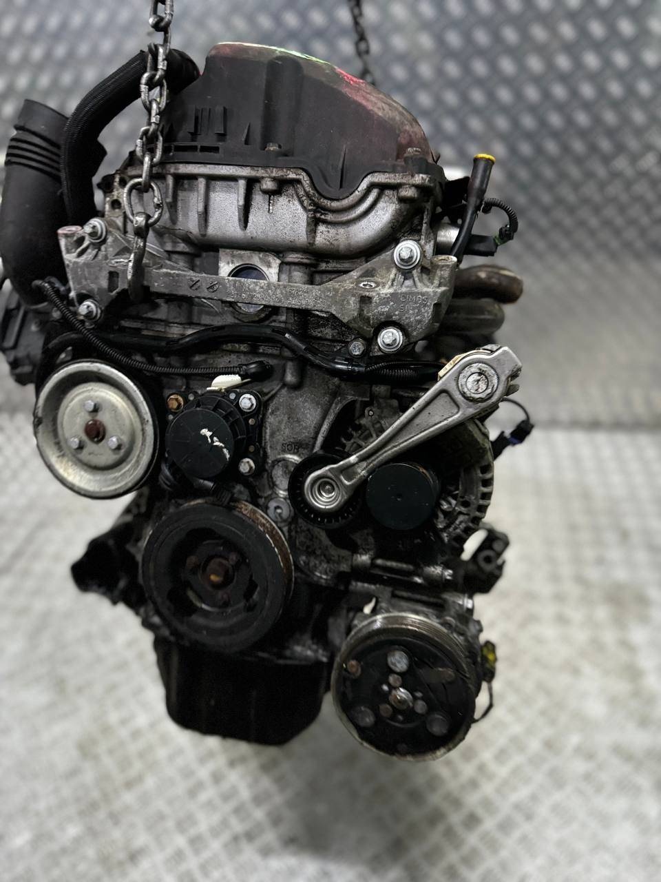 Двигатель к MINI Cooper 2006