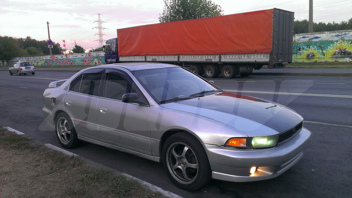 Авто на разбор Mitsubishi Galant 2000