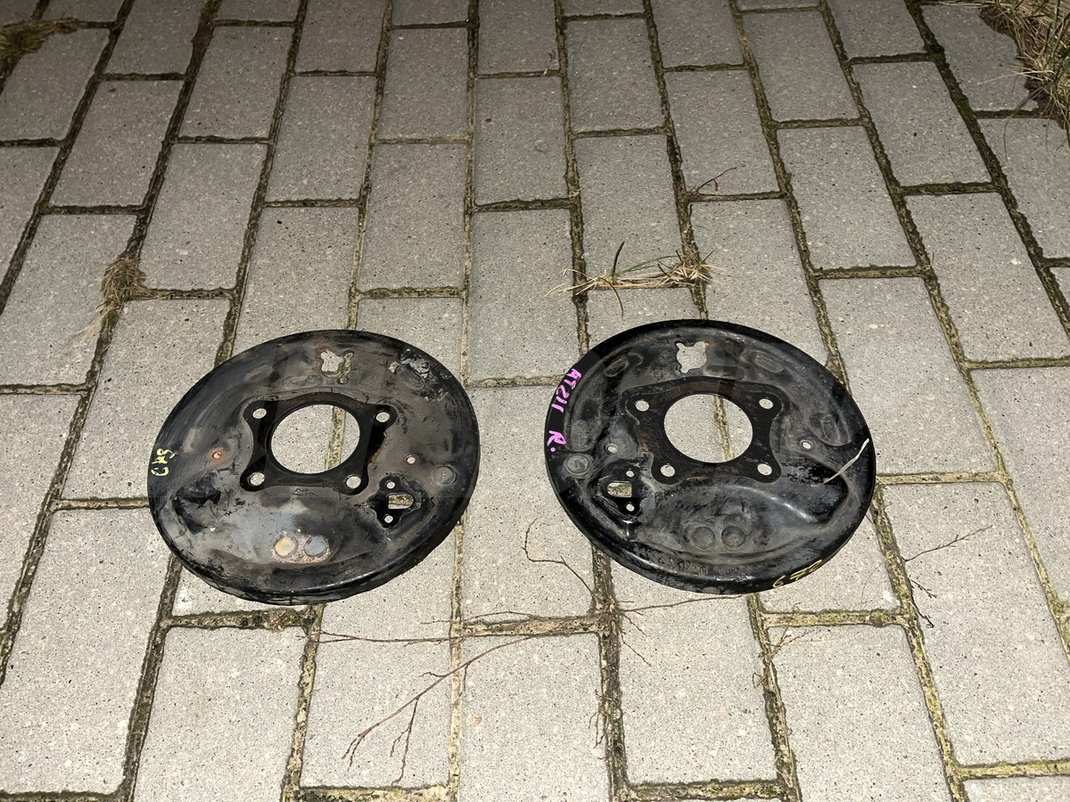 Кожух к Toyota Carina E 1995