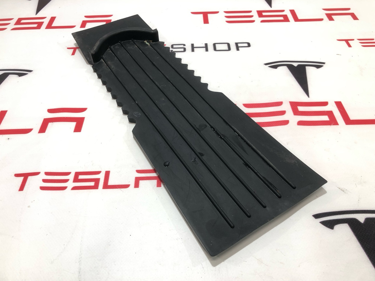 Коврики в салон к Tesla Model X 2019